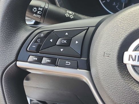 Certified 2023 Nissan Sentra SV FWD image 20
