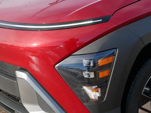 Certified 2025 Hyundai Kona SEL image 10