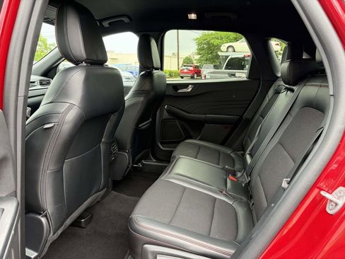 Used 2025 Ford Escape ST-Line AWD/4WD image 13