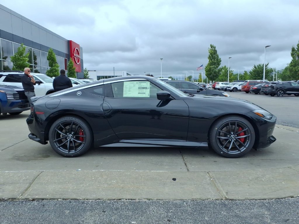 New 2026 Nissan Z Performance w/ Floor Mat Package RWD image 8