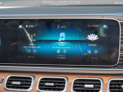 Used 2023 Mercedes-Benz GLS 450 4MATIC image 25