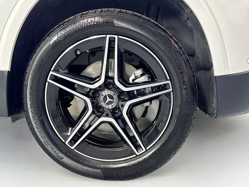 Certified 2025 Mercedes-Benz GLA 250 4MATIC image 30