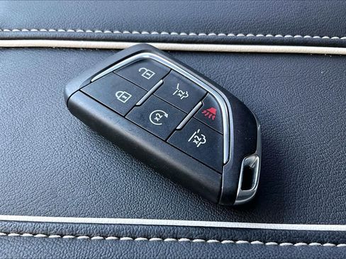 Used 2025 Cadillac Escalade Sport image 14