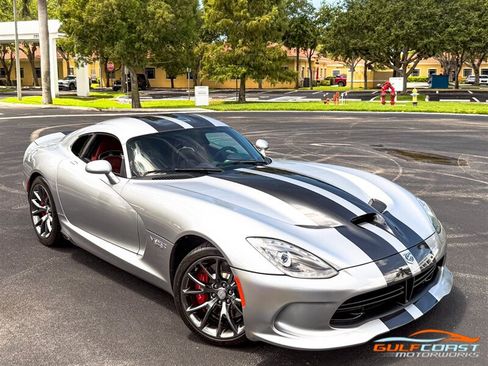 Used 2017 Dodge Viper GTS RWD image 64