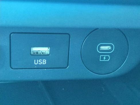 Used 2025 Hyundai Elantra Sport image 20