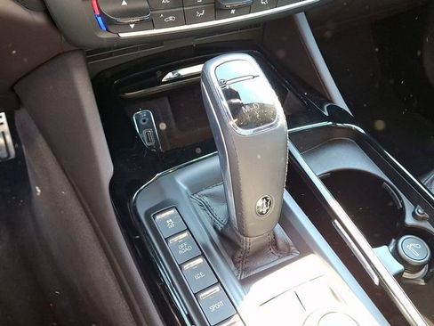 Used 2022 Maserati Levante Modena image 18