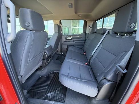 New 2026 GMC Sierra 1500 SLE w/ Preferred Package image 27