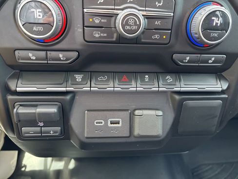 Used 2023 Chevrolet Silverado 2500 LT w/ Convenience Package image 66