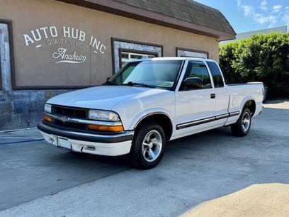 Used 2001 Chevrolet S10 Pickup LS w/ Preferred Equipment Group