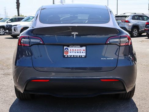 Used 2023 Tesla Model Y Long Range AWD/4WD image 7