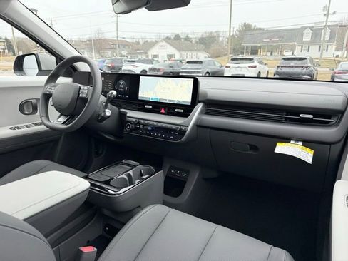 Used 2025 Hyundai Ioniq 5 SEL image 22