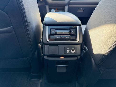 Certified 2024 Subaru Ascent Onyx Edition image 23