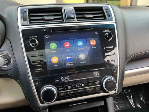 Used 2019 Subaru Outback 2.5i Limited w/ Popular Package #2 image 9