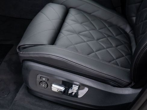 New 2026 BMW X7 xDrive40i image 13