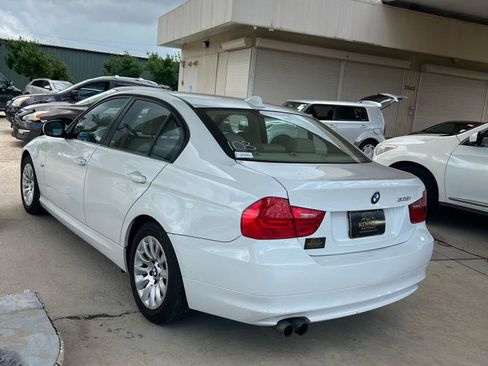 Used 2009 BMW 328i Sedan RWD image 4