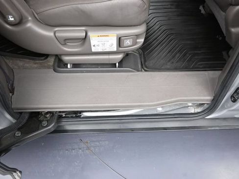 Used 2013 Honda Odyssey EX-L image 12