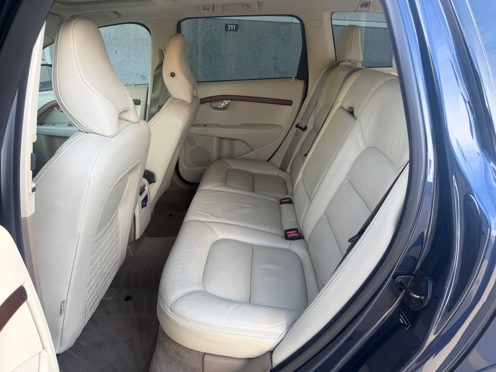 Used 2011 Volvo XC70 3.2 AWD/4WD image 20