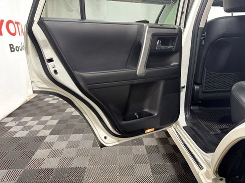Used 2023 Toyota 4Runner Limited AWD/4WD image 18
