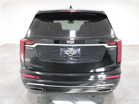 Used 2024 Cadillac XT6 Premium Luxury image 8