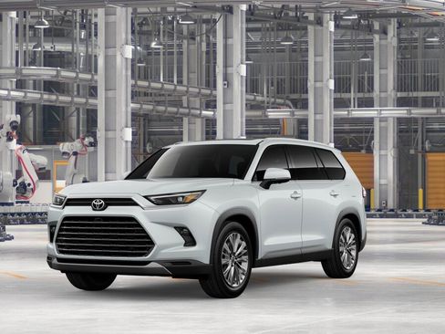 New 2026 Toyota Grand Highlander Platinum image 1
