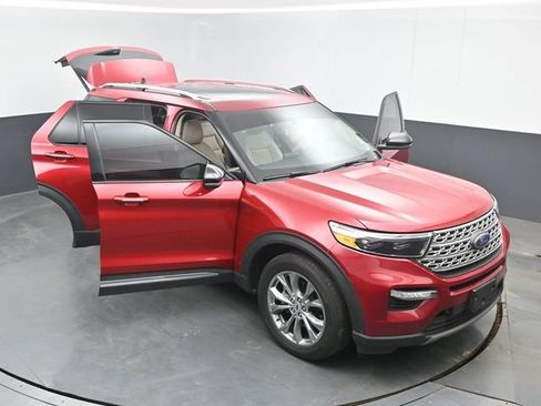 Used 2021 Ford Explorer Limited w/ Equipment Group 301A AWD/4WD image 53