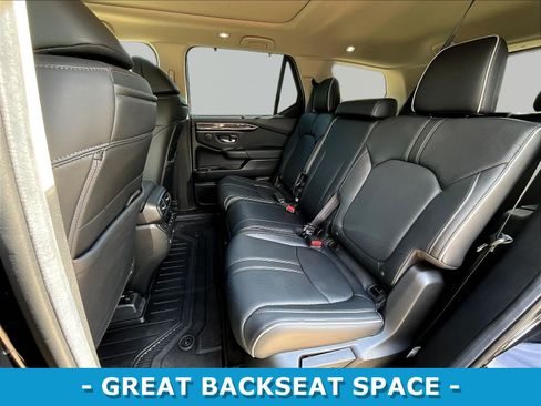 Used 2025 Honda Pilot Elite image 22