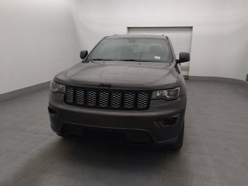 Used 2019 Jeep Grand Cherokee Altitude image 15