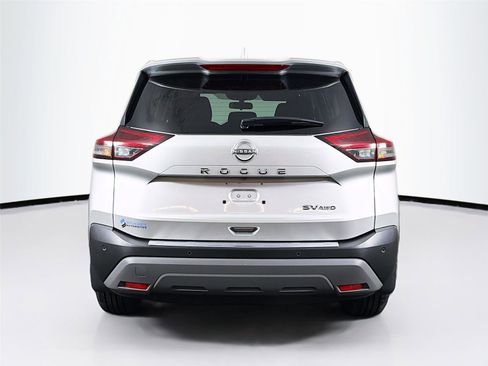 Used 2023 Nissan Rogue SV AWD/4WD image 6