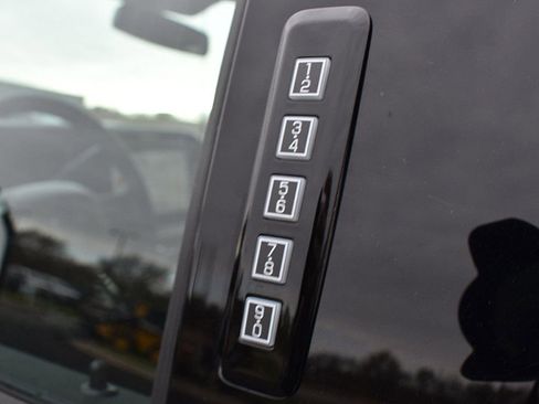 New 2026 Ford F250 Lariat w/ Chrome Package image 17