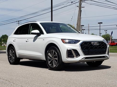 Used 2023 Audi Q5 2.0T Premium Plus w/ Premium Plus Package AWD/4WD image 6