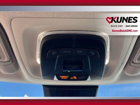 Used 2025 Toyota Corolla LE image 19