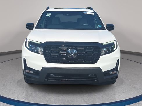 Used 2023 Honda Passport Elite image 2