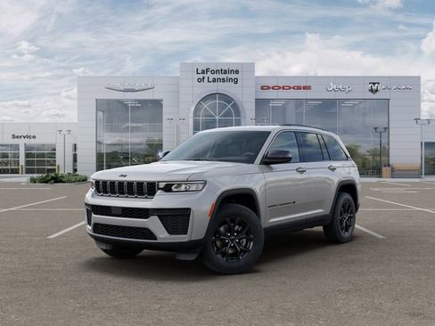 New 2026 Jeep Grand Cherokee Altitude image 1