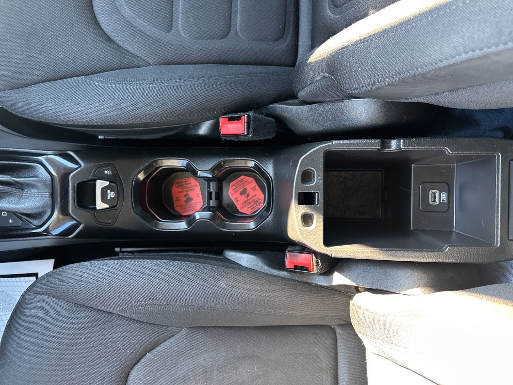 Used 2017 Jeep Renegade Altitude AWD/4WD image 35