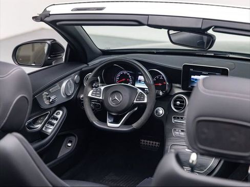 Used 2018 Mercedes-Benz C 300 Cabriolet image 26