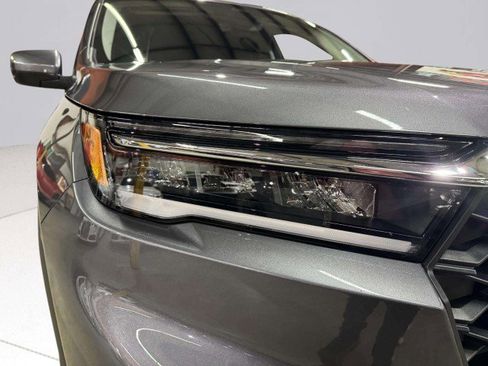 Used 2025 Honda Pilot EX-L image 15