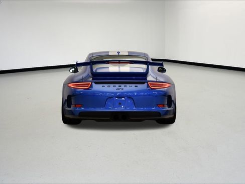 Used 2015 Porsche 911 GT3 image 6