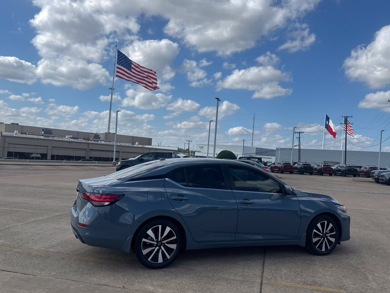 Certified 2025 Nissan Sentra SV w/ SV Premium Package FWD image 29