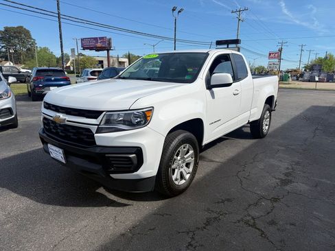 Used 2022 Chevrolet Colorado LT w/ Fleet Safety Package RWD image 6