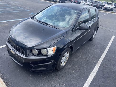 Used 2015 Chevrolet Sonic LT image 3