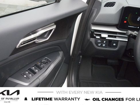 New 2026 Kia Sportage EX image 27