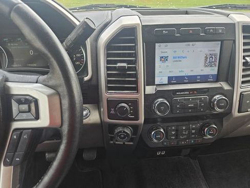 Used 2020 Ford F150 Lariat w/ Equipment Group 501A Mid AWD/4WD image 17