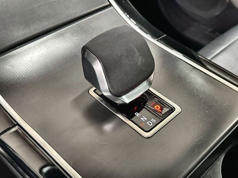 Used 2025 Land Rover Range Rover Velar Dynamic SE image 23