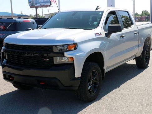 Used 2022 Chevrolet Silverado 1500 Custom Trail Boss w/ LPO, Dark Essentials Package AWD/4WD image 2