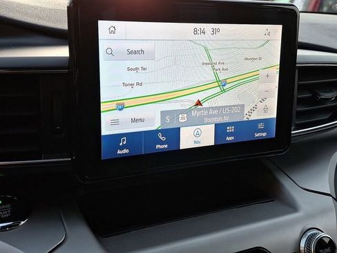 Used 2021 Ford Explorer XLT w/ Equipment Group 202A image 28