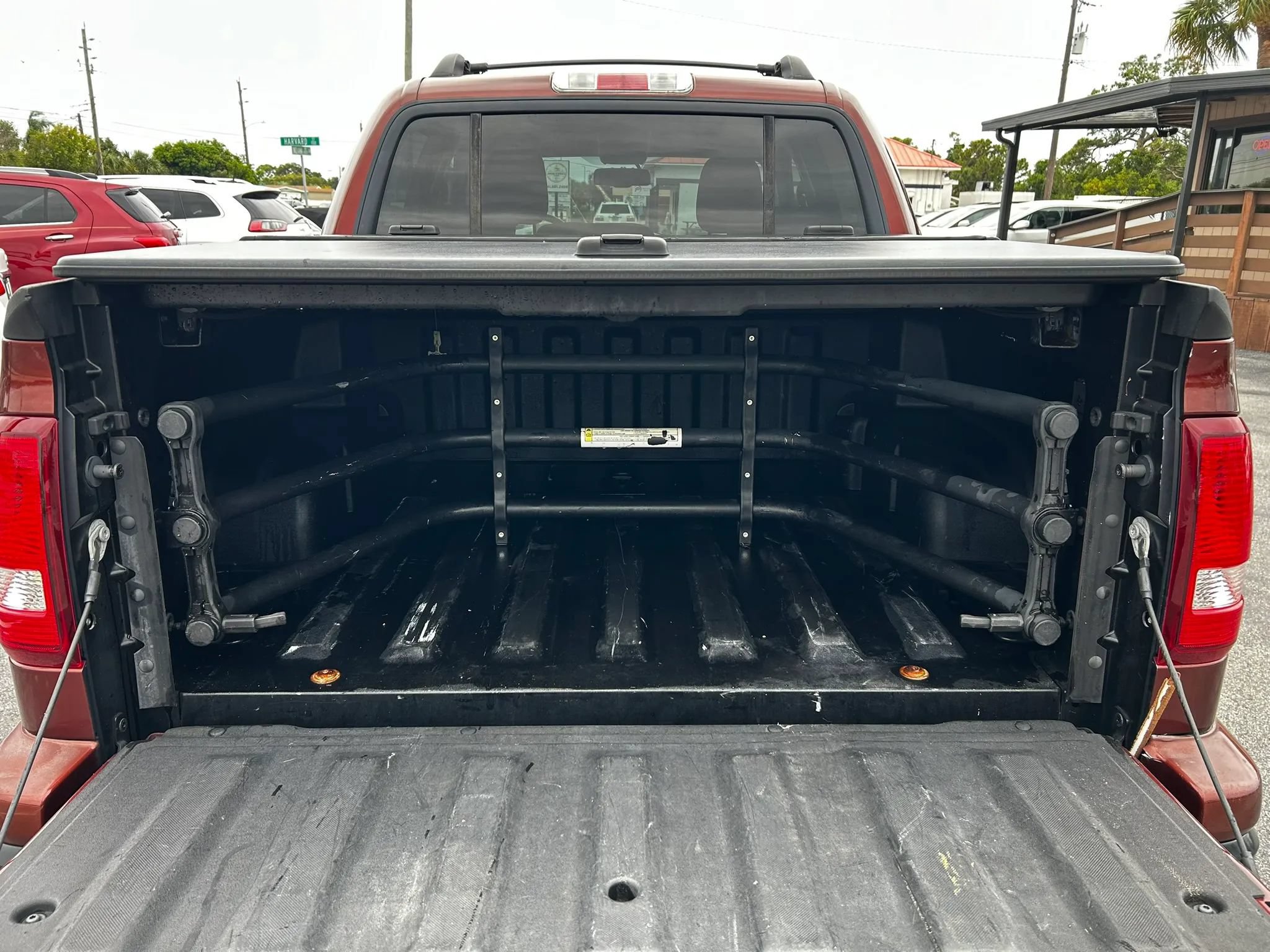 Used 2010 Ford Explorer Sport Trac XLT RWD image 12