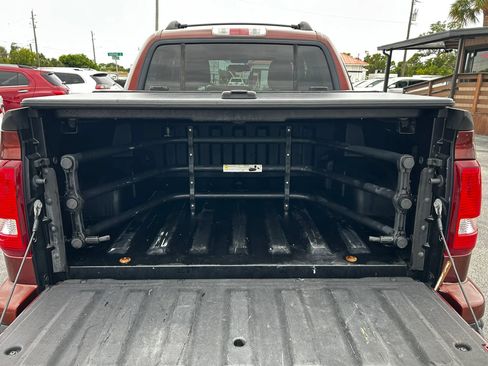Used 2010 Ford Explorer Sport Trac XLT RWD image 12