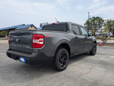 New 2025 Ford Maverick XLT w/ XLT Luxury Package image 4