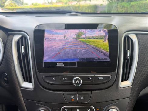 Used 2023 Chevrolet Malibu LT FWD image 21