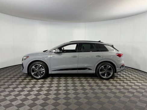 Used 2025 Audi Q4 e-tron Prestige w/ Black Optic Package AWD/4WD image 9